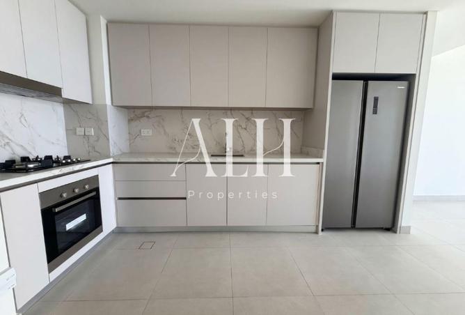 76982483 - Property Image 2