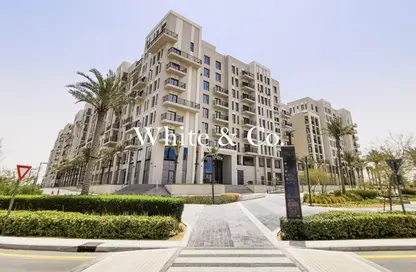 Apartment - 3 Bedrooms - 4 Bathrooms for sale in Hayat Boulevard 1A - Hayat Boulevard 1 - Hayat Boulevard - Town Square - Dubai