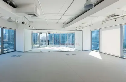 Office Space - Studio - 2 Bathrooms for rent in The Binary Tower - Business Bay - Dubai