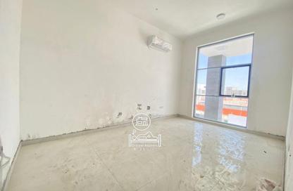 Villa - 5 - 7 for rent in Madinat Al Riyad - Abu Dhabi Villa - 5 - 7 for rent in Madinat Al Riyad - Abu Dhabi