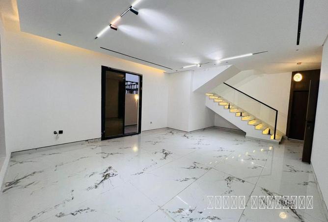 79432000 - Property Image 3