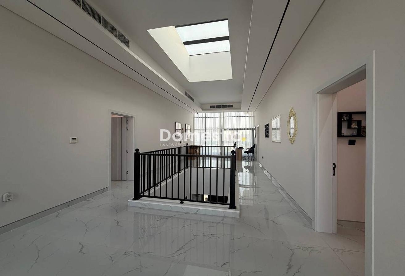 SPACIOUS 4BR VILLA I MAID I MODERN |READY TO MOVE photo 18