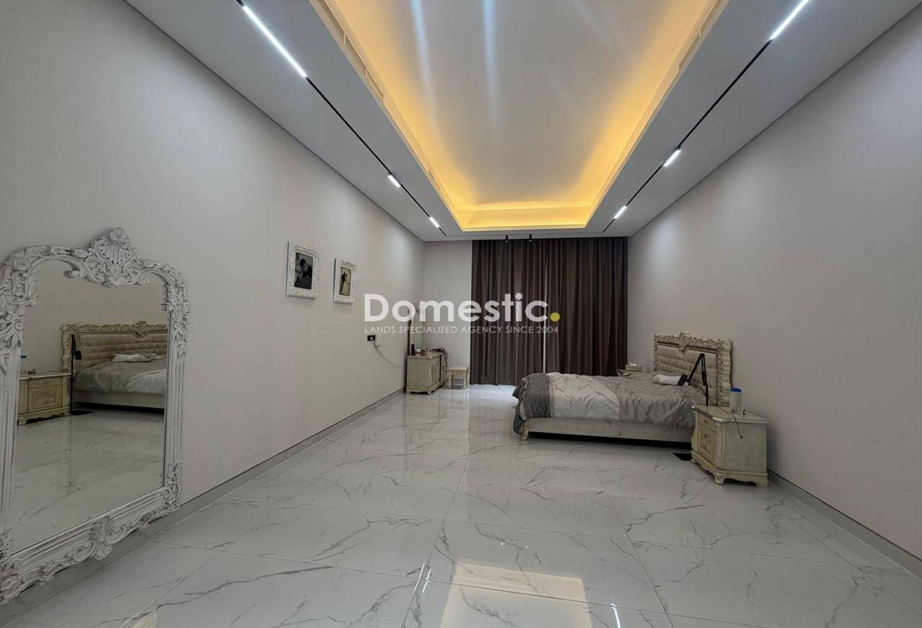 SPACIOUS 4BR VILLA I MAID I MODERN |READY TO MOVE photo 8
