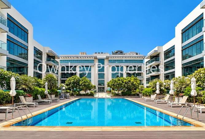 Splendid 2BHK| Luxury Living in a Green Community