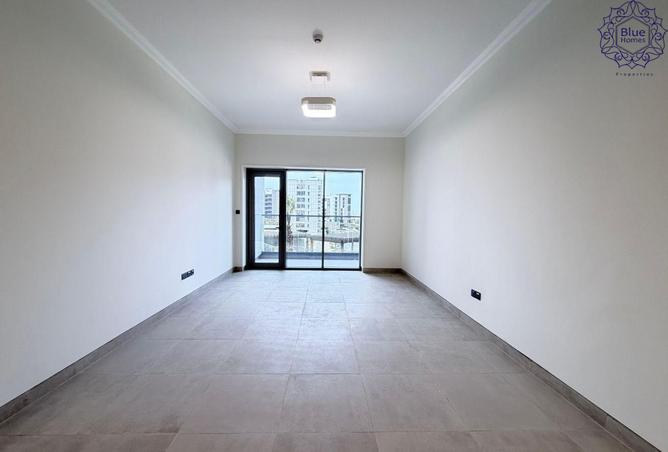 72721201 - Property Image 2