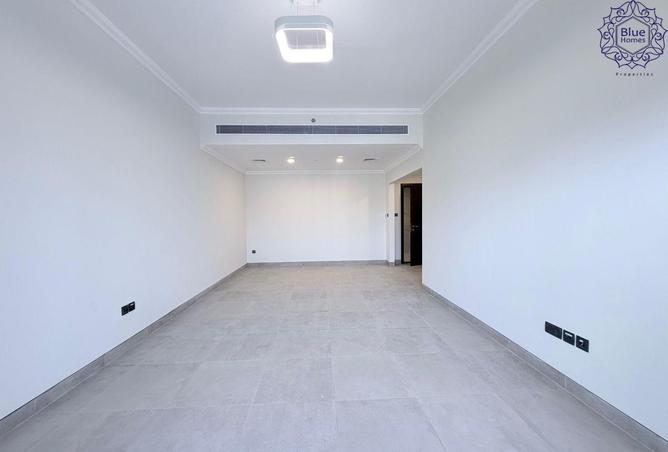 72721201 - Property Image 3