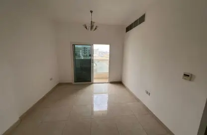 شقة - غرفة نوم - 2 حمامات للايجار في الجرف 3 - الجرف - عجمان وسط المدينة - عجمان