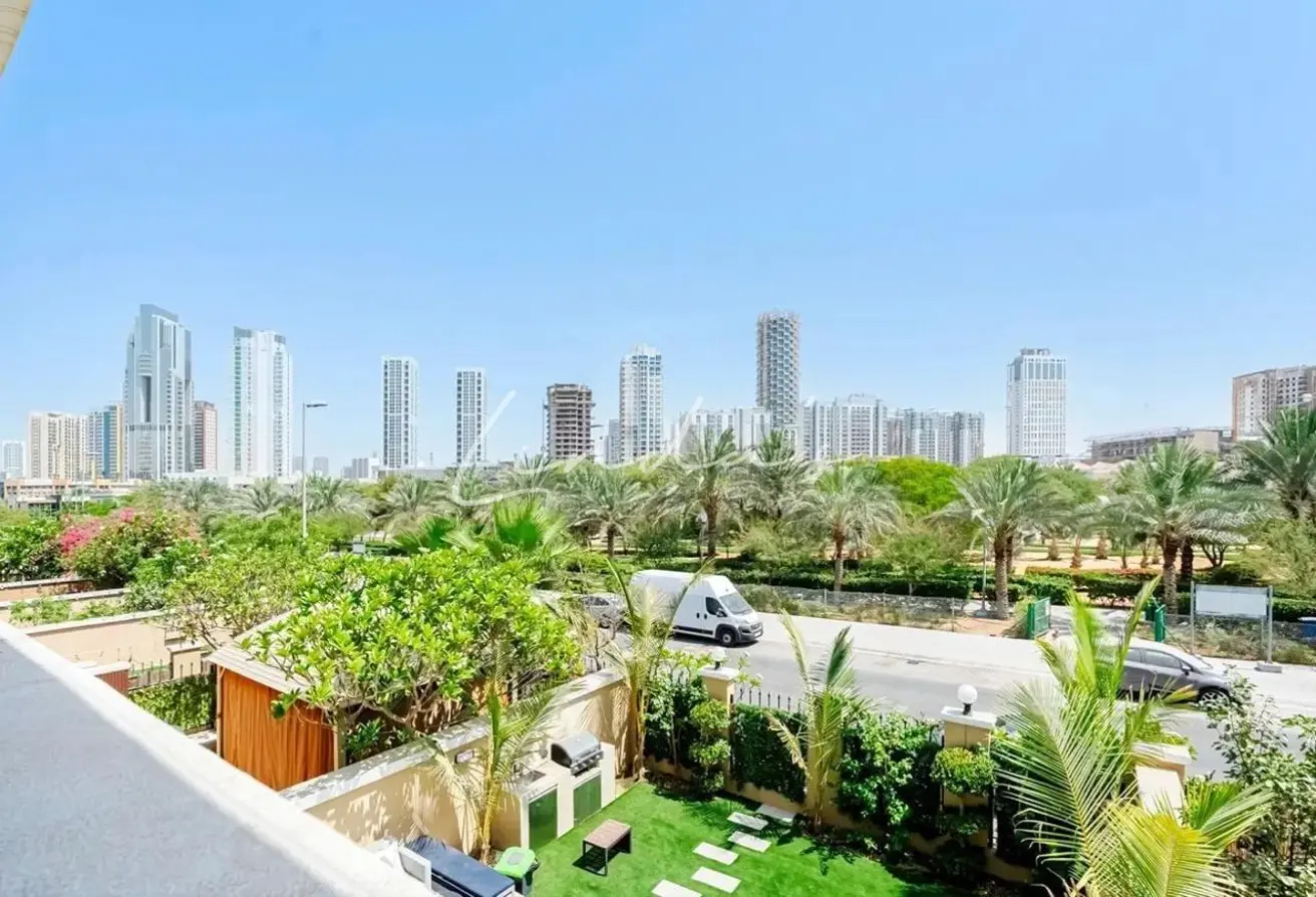 151905308 - Property Main Image