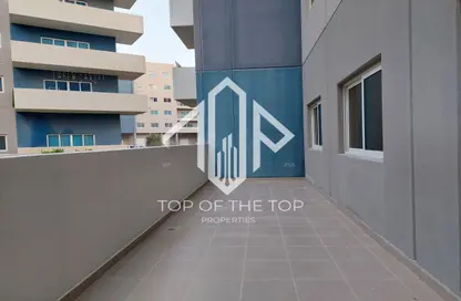Apartment - 3 Bedrooms - 4 Bathrooms for sale in Tower 18 - Al Reef Downtown - Al Reef - Abu Dhabi Apartment - 3 Bedrooms - 4 Bathrooms for sale in Tower 18 - Al Reef Downtown - Al Reef - Abu Dhabi