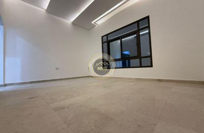 Apartment - 1 - 2 for rent in Al Rawdah - Abu Dhabi