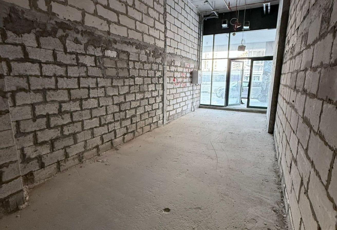 Prime Location | Near Lagoon | Vacant Unit — Premium Real Estate Property in Dubai by Valorem