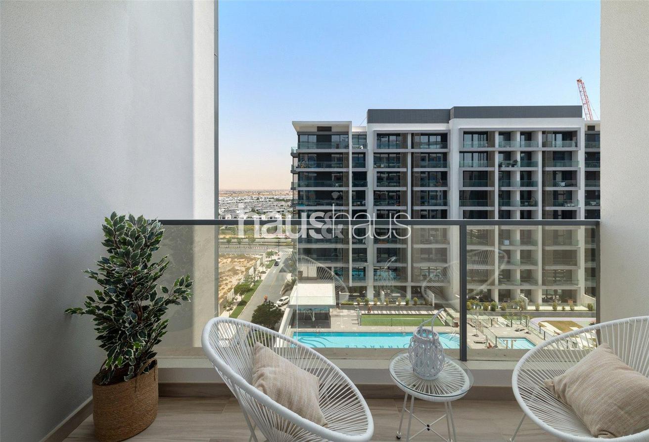 High Floor | Available | Multiple Options photo 4