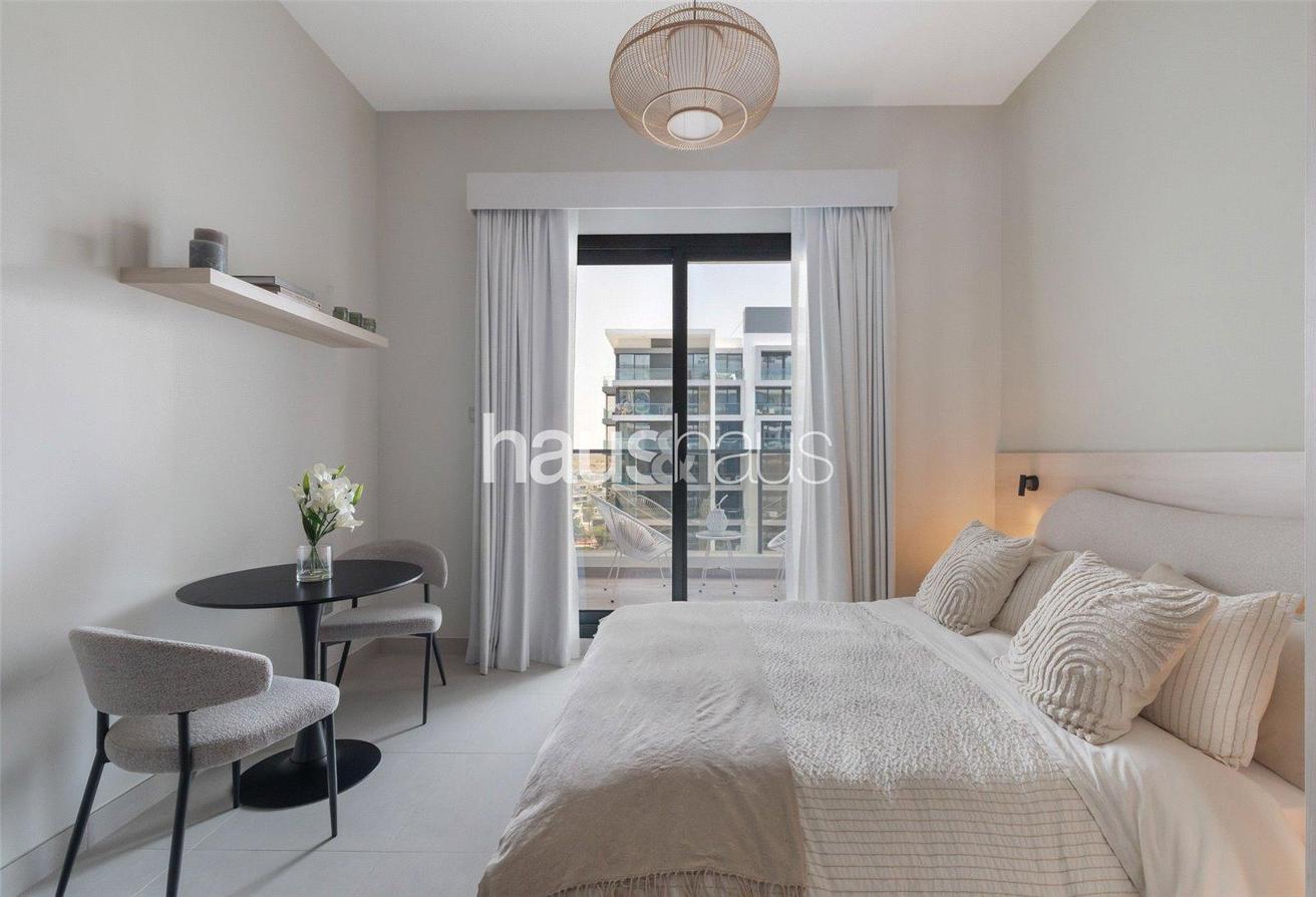 High Floor | Available | Multiple Options photo 9