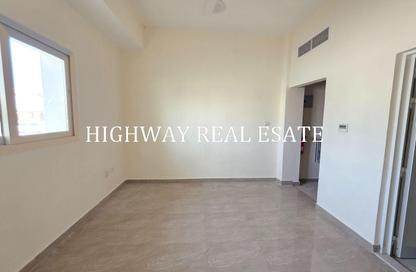 Apartment - Studio - 1 Bathroom for rent in Muwaileh 29 Building - Muwaileh - Sharjah