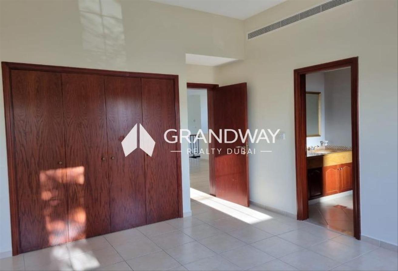 BIG LAYOUT PLOT l PRIVATE POOL l BEST DEAL photo 10