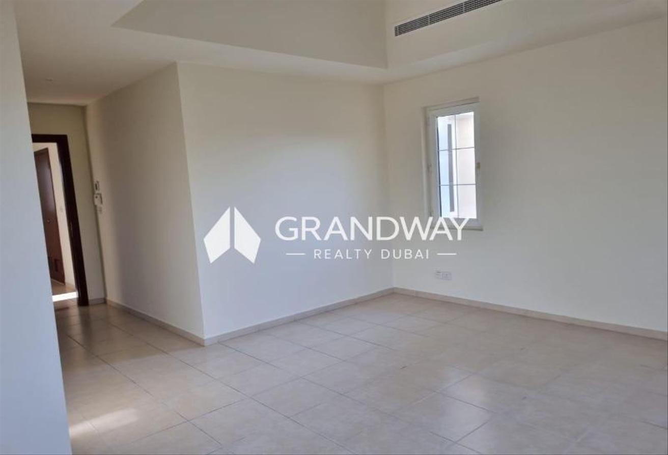 BIG LAYOUT PLOT l PRIVATE POOL l BEST DEAL photo 8