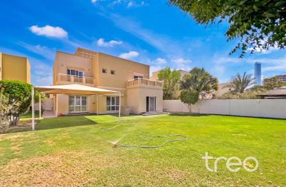 Villa - 5 Bedrooms - 6 Bathrooms for rent in Meadows 2 - Meadows - Dubai