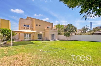 Villa - 5 Bedrooms - 6 Bathrooms for rent in Meadows 2 - Meadows - Dubai