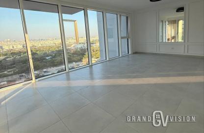 Apartment - 2 - 3 for rent in 1 Residences - 2 - 1 Residences - Al Kifaf - Bur Dubai - Dubai