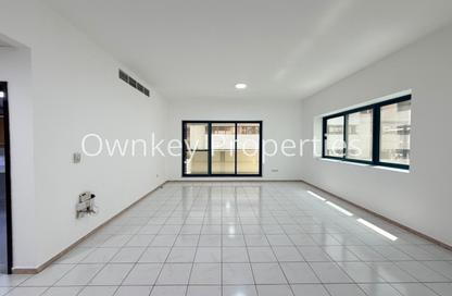 Apartment - 3 Bedrooms - 3 Bathrooms for rent in Wahat Al Nakheel - Al Mankhool - Bur Dubai - Dubai