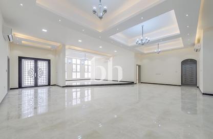 Villa - 5 - 7+ for rent in Madinat Al Riyad - Abu Dhabi Villa - 5 - 7+ for rent in Madinat Al Riyad - Abu Dhabi