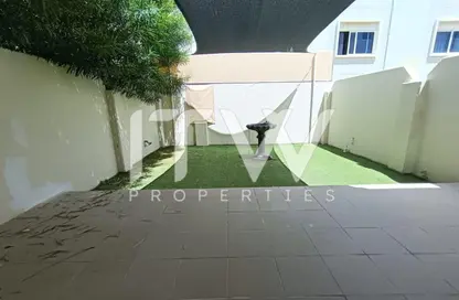 تاون هاوس - 2 غرف نوم - 3 حمامات للايجار في طراز عربي - فيلات الريف - الريف - أبوظبي