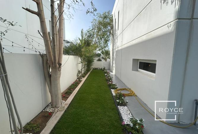 83641619 - Property Image 3