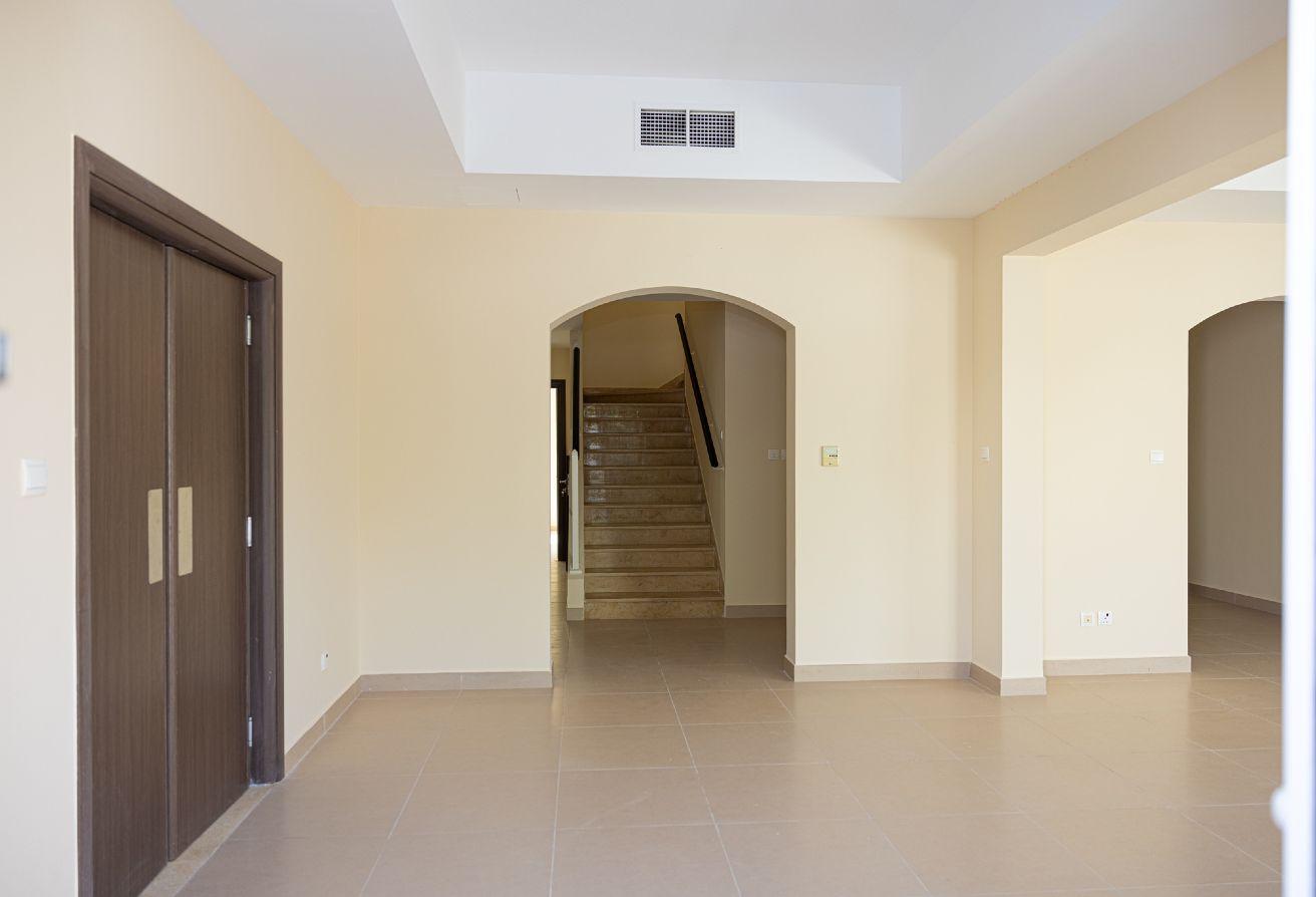 Arabic Style | 5BR Executive Single Row Villa photo 10