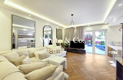 Villa - 2 Bedrooms - 3 Bathrooms for sale in Springs 11 - The Springs - Dubai