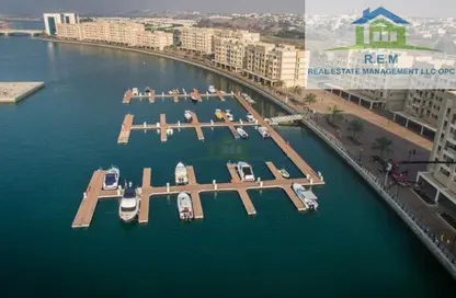 شقة - 2 غرف نوم - 3 حمامات للبيع في 11B البحيرة - لاجون - ميناء العرب - راس الخيمة - رأس الخيمة