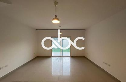 Townhouse - 2 - 3 for rent in Arabian Style - Al Reef Villas - Al Reef - Abu Dhabi