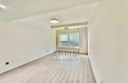 Apartment - 2 Bedrooms - 3 Bathrooms for rent in Millennium Executive Tower - Sheikh Zayed Road - Dubai