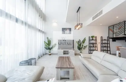 تاون هاوس - 4 غرف نوم - 5 حمامات للايجار في حياتي رزدنسز - منطقة 14 - قرية جميرا الدائرية - دبي تاون هاوس - 4 غرف نوم - 5 حمامات للايجار في حياتي رزدنسز - منطقة 14 - قرية جميرا الدائرية - دبي