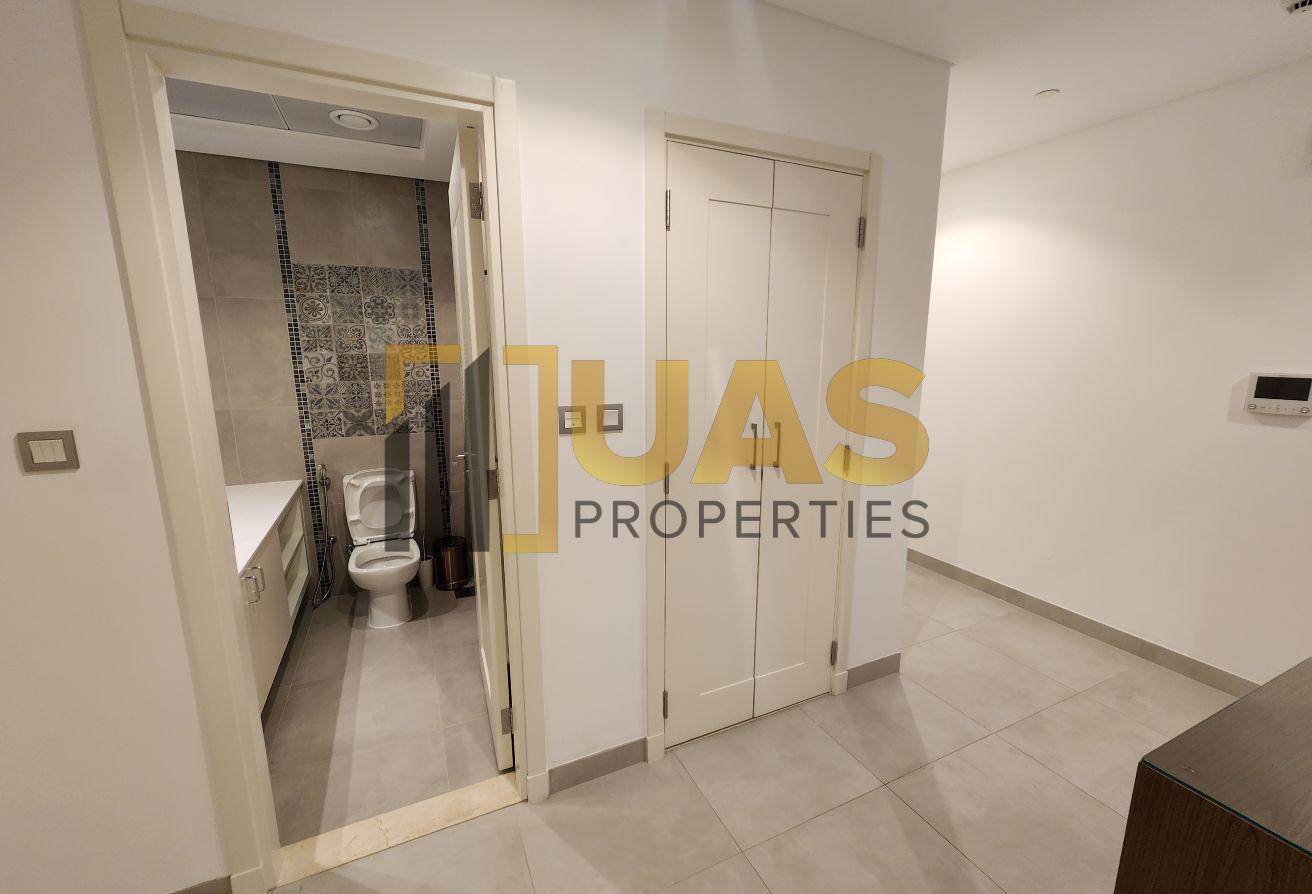 High-class 2bhk Fully furnished+big terrace BBQ photo 27