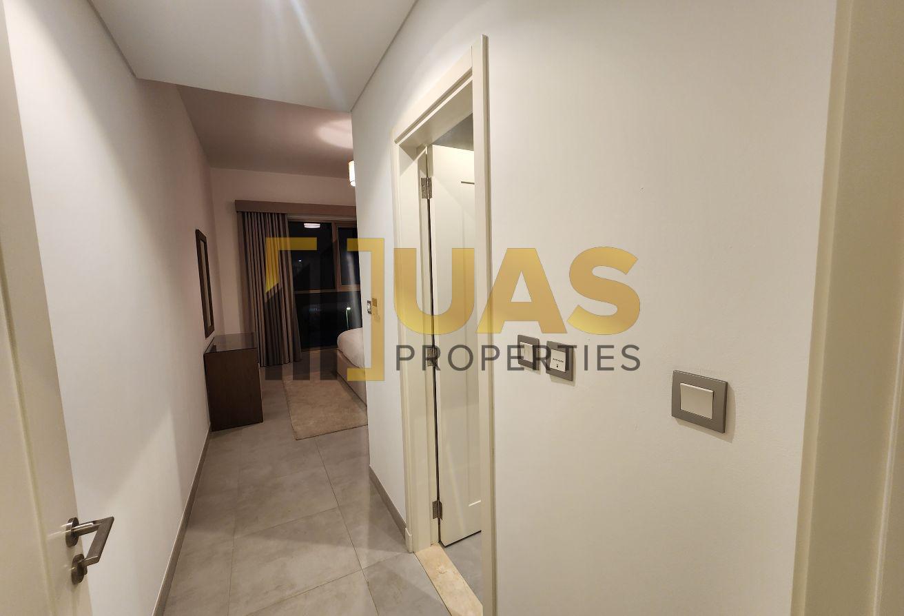High-class 2bhk Fully furnished+big terrace BBQ photo 29