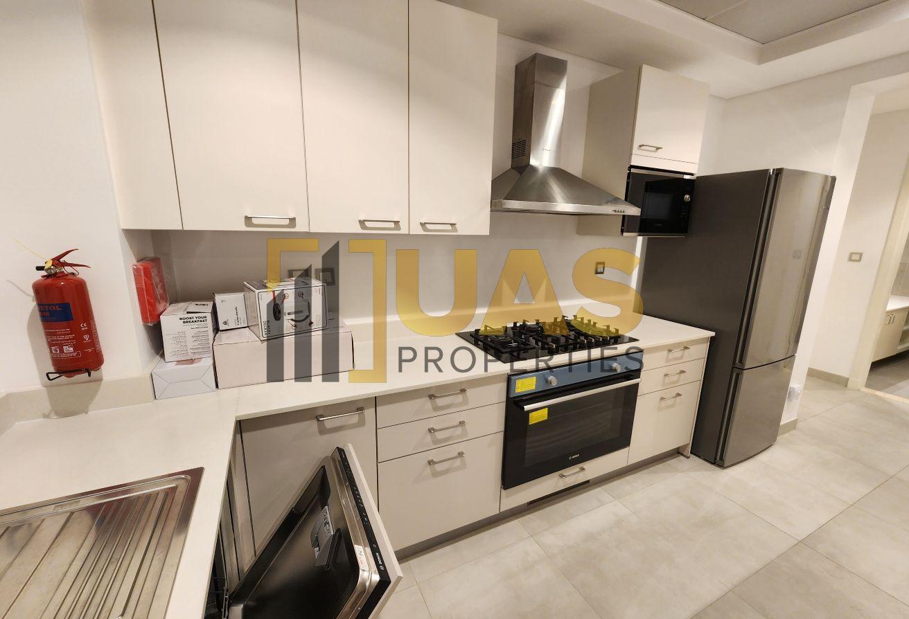 High-class 2bhk Fully furnished+big terrace BBQ photo 24
