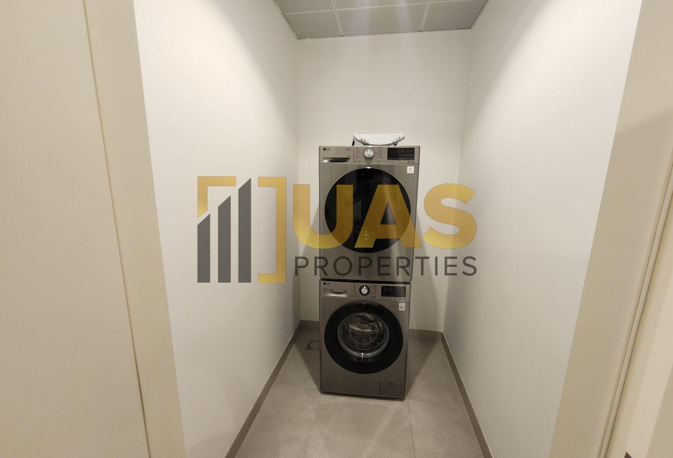 High-class 2bhk Fully furnished+big terrace BBQ photo 20