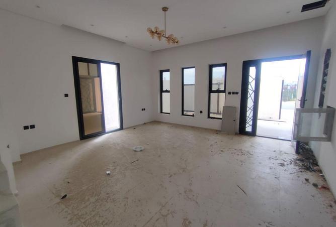 82392653 - Property Image 3