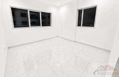 Apartment - 1 - 2 for rent in Muweileh Community - Muwaileh Commercial - Sharjah Apartment - 1 - 2 for rent in Muweileh Community - Muwaileh Commercial - Sharjah