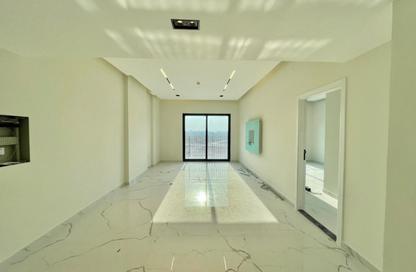 Apartment - 1 Bedroom - 2 Bathrooms for rent in Al Amir Abdullah Building - International City Phase 2 - Al Warsan 4 - Al Warsan - Dubai Apartment - 1 Bedroom - 2 Bathrooms for rent in Al Amir Abdullah Building - International City Phase 2 - Al Warsan 4 - Al Warsan - Dubai