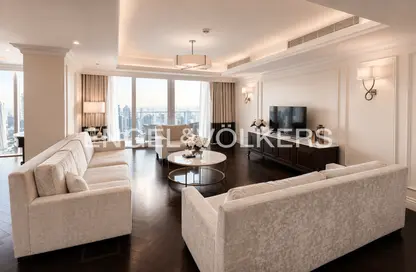 شقة - 4 غرف نوم - 6 حمامات للايجار في جادة كمبينسكي - وسط مدينة دبي - دبي