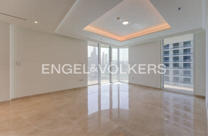 Apartment - 2 Bedrooms - 2 Bathrooms for rent in Palace Beach Residence Tower 2 - Palace Beach Residence - Emaar Beachfront - Dubai Harbour - Dubai