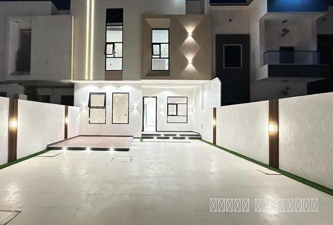 77808179 - Property Image 2