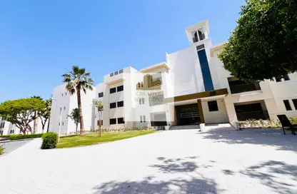 Apartment - 3 Bedrooms - 3 Bathrooms for rent in The Gardens Building 31 - The Gardens Buildings - The Gardens - Dubai