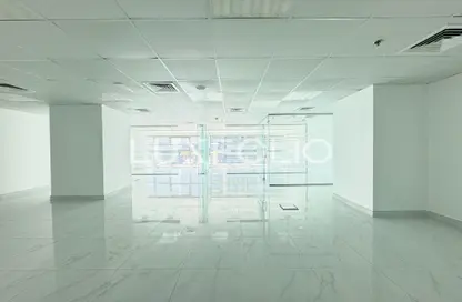 Office Space - Studio for rent in The Binary Tower - Business Bay - Dubai Office Space - Studio for rent in The Binary Tower - Business Bay - Dubai