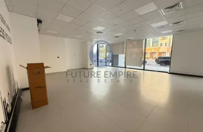 Show Room - Studio - 2 Bathrooms for rent in Umm Hurair 2 - Umm Hurair - Dubai