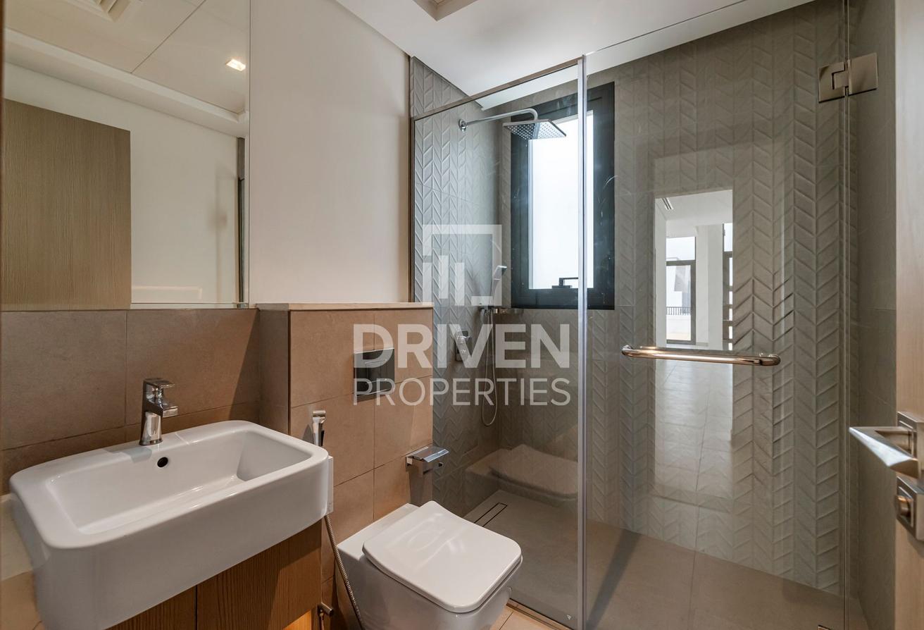 Single Row | Corner Villa | Community View photo 8