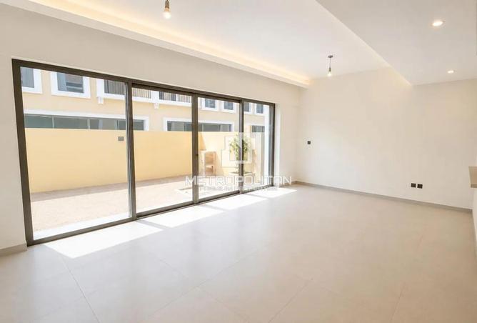 104120509 - Property Image 2