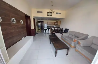 شقة - غرفة نوم - 2 حمامات للايجار في مساكن النخبة رقم 3 - مساكن النخبة الرياضية - مدينة دبي الرياضية - دبي