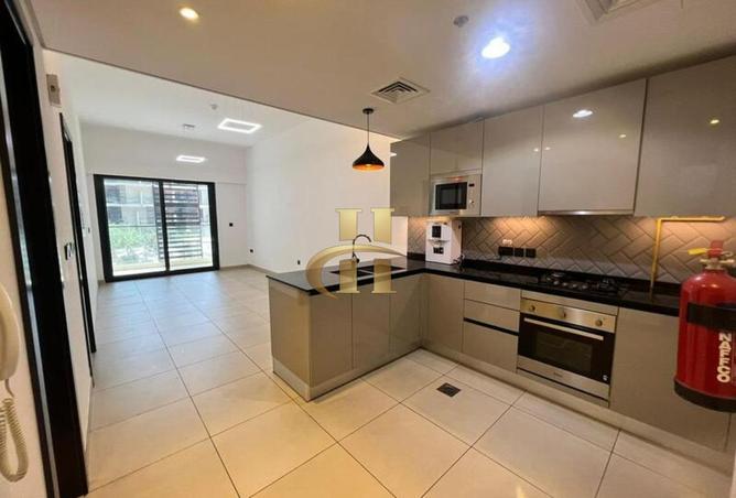 87040902 - Property Image 3